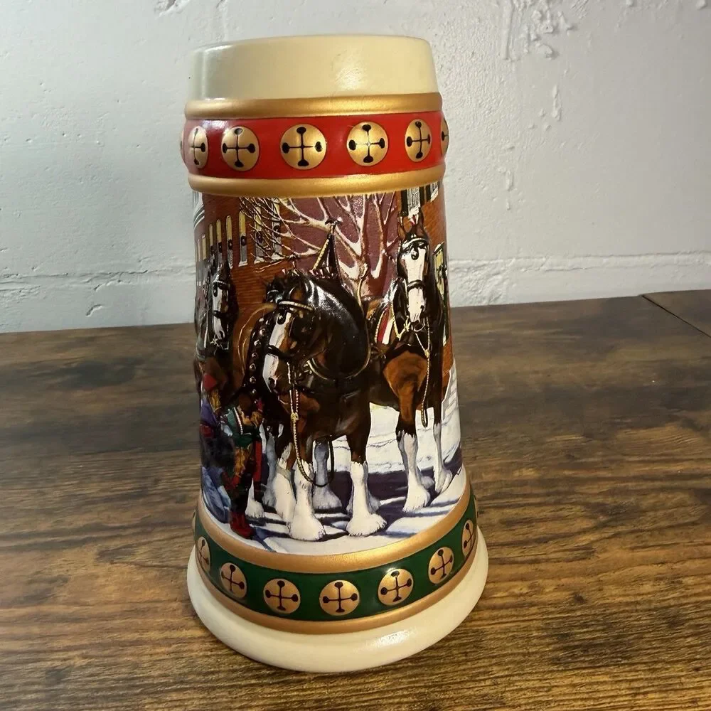 1993 Anheuser Busch Budweiser Hometown Holidays Christmas Beer Stein Clydesdales